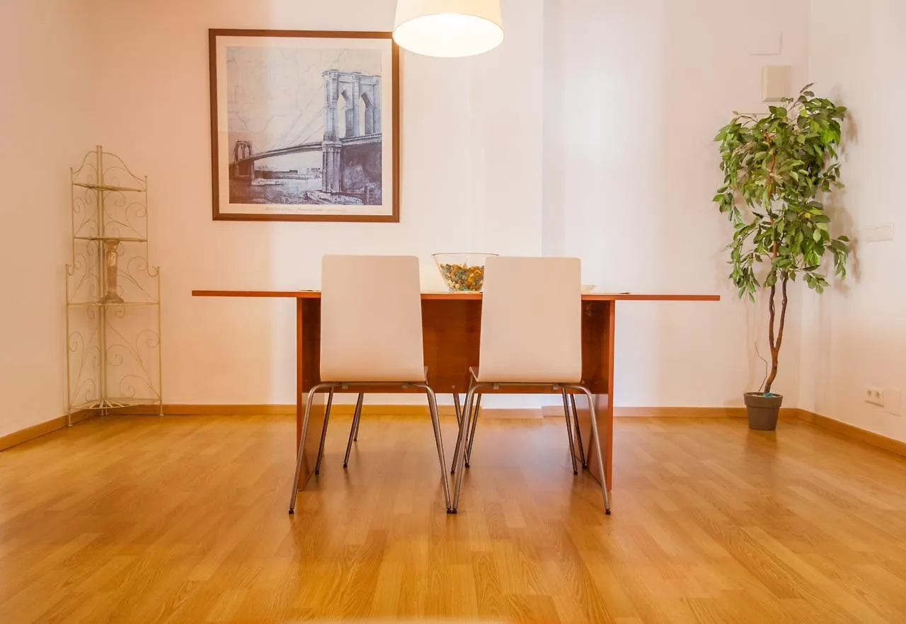 דירות Balcon Europa נרחה